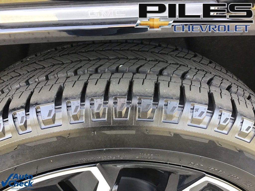 2024 GMC Sierra EV Denali Edition 1