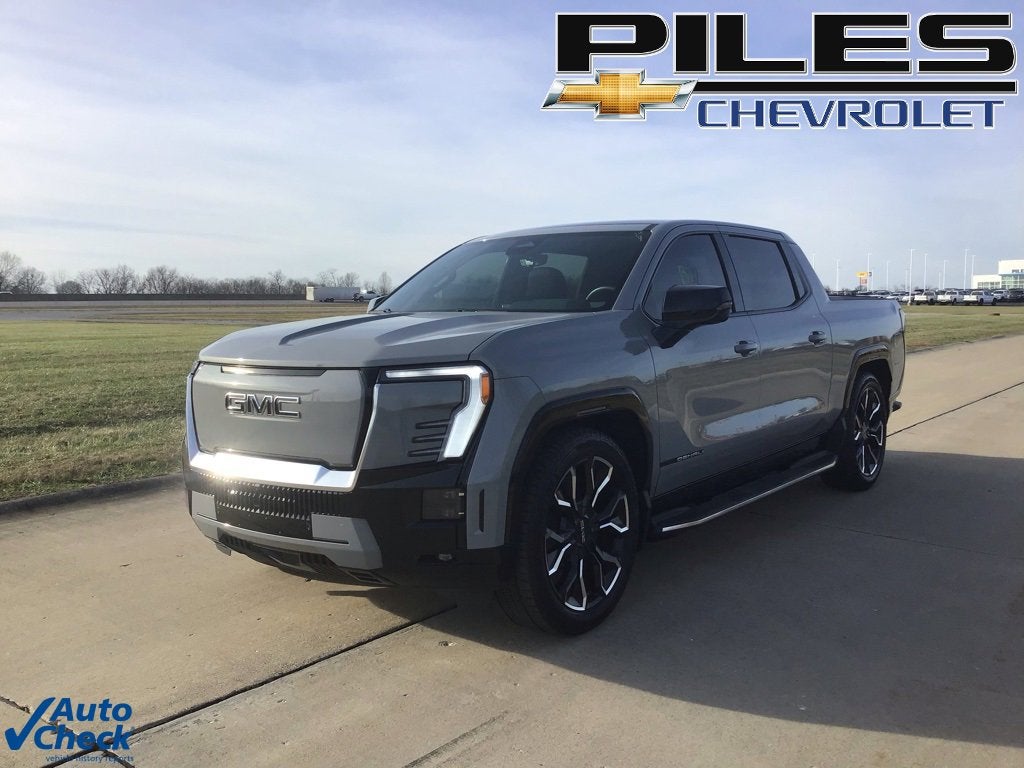2024 GMC Sierra EV Denali Edition 1