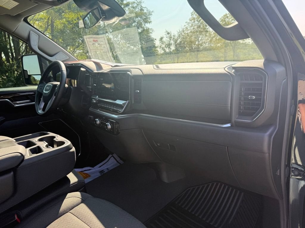 2025 GMC Sierra 2500 HD SLE