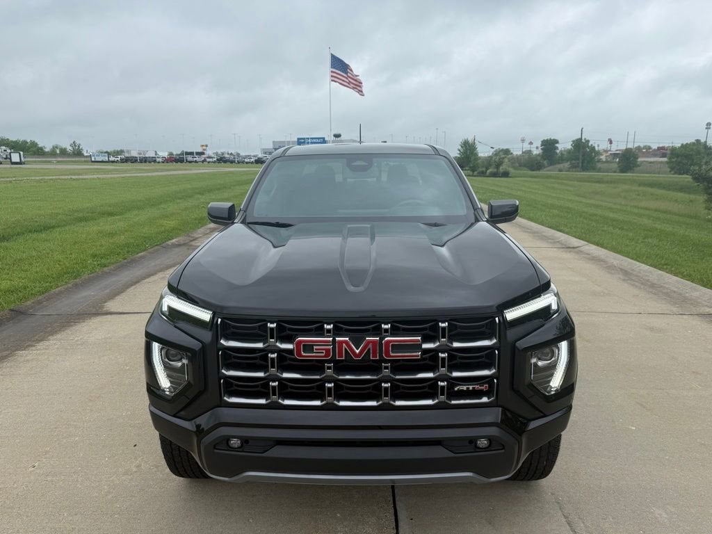2024 GMC Canyon AT4