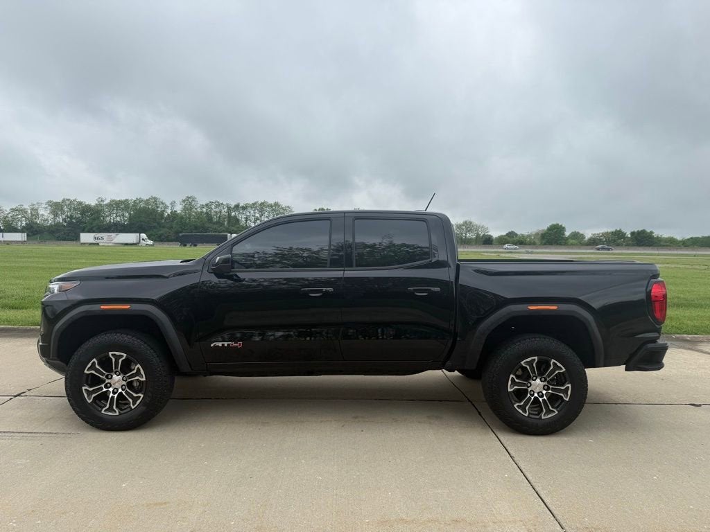 2024 GMC Canyon AT4