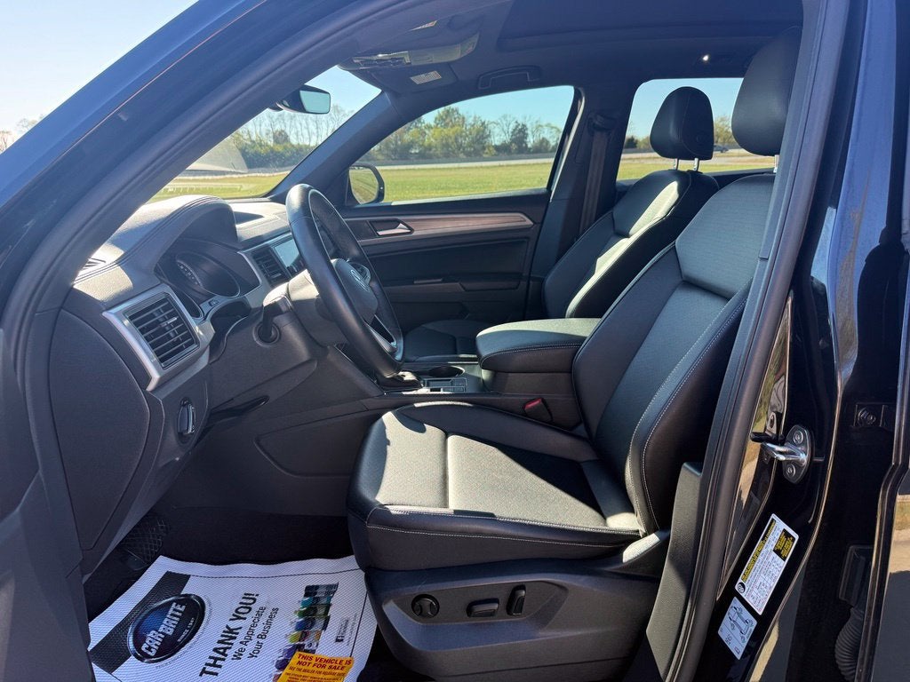 2020 Volkswagen Atlas Cross Sport 2.0T SE w/Technology
