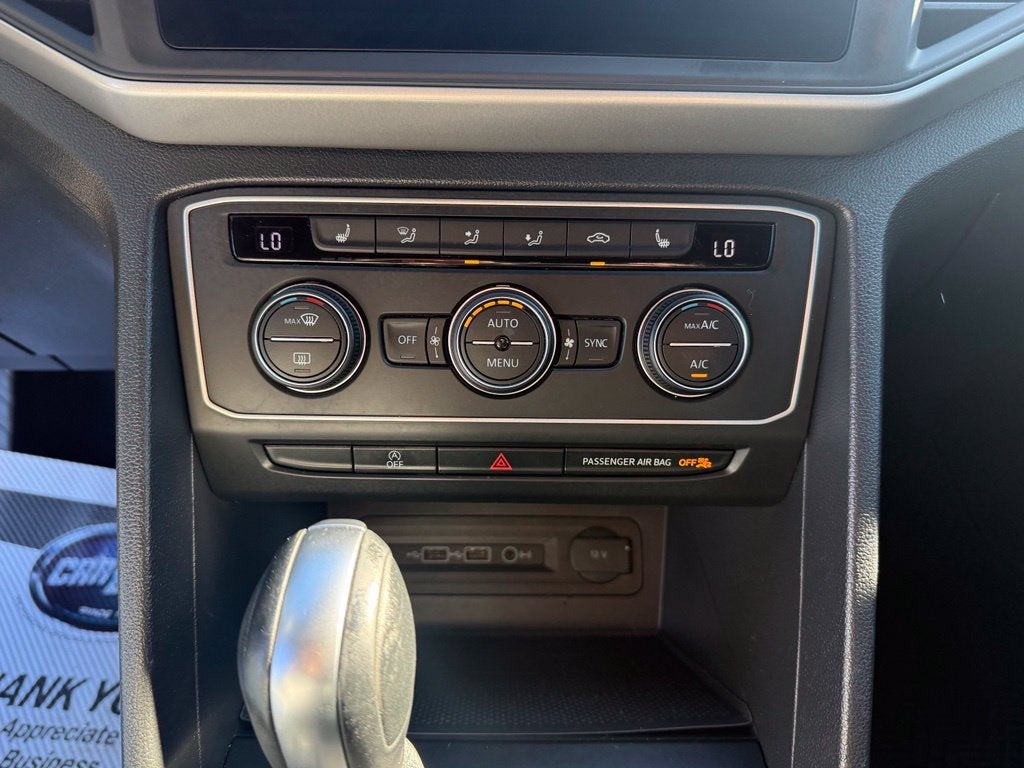 2020 Volkswagen Atlas Cross Sport 2.0T SE w/Technology