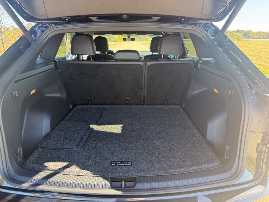 2020 Volkswagen Atlas Cross Sport 2.0T SE w/Technology