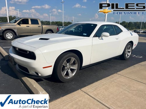 2016 Dodge Challenger SXT