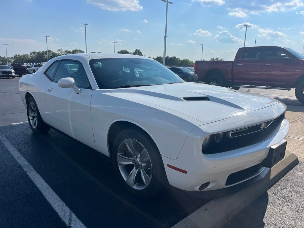 2016 Dodge Challenger SXT