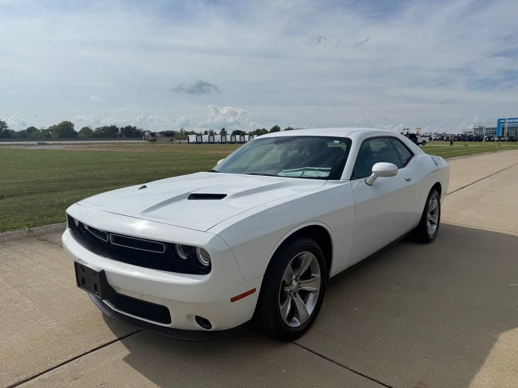 2016 Dodge Challenger SXT