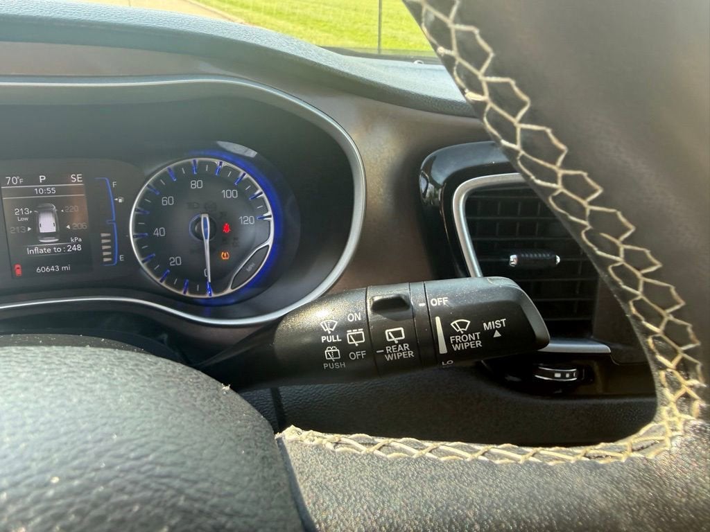 2022 Chrysler Voyager LX