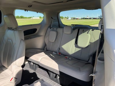 2019 Chrysler Pacifica Touring L Plus