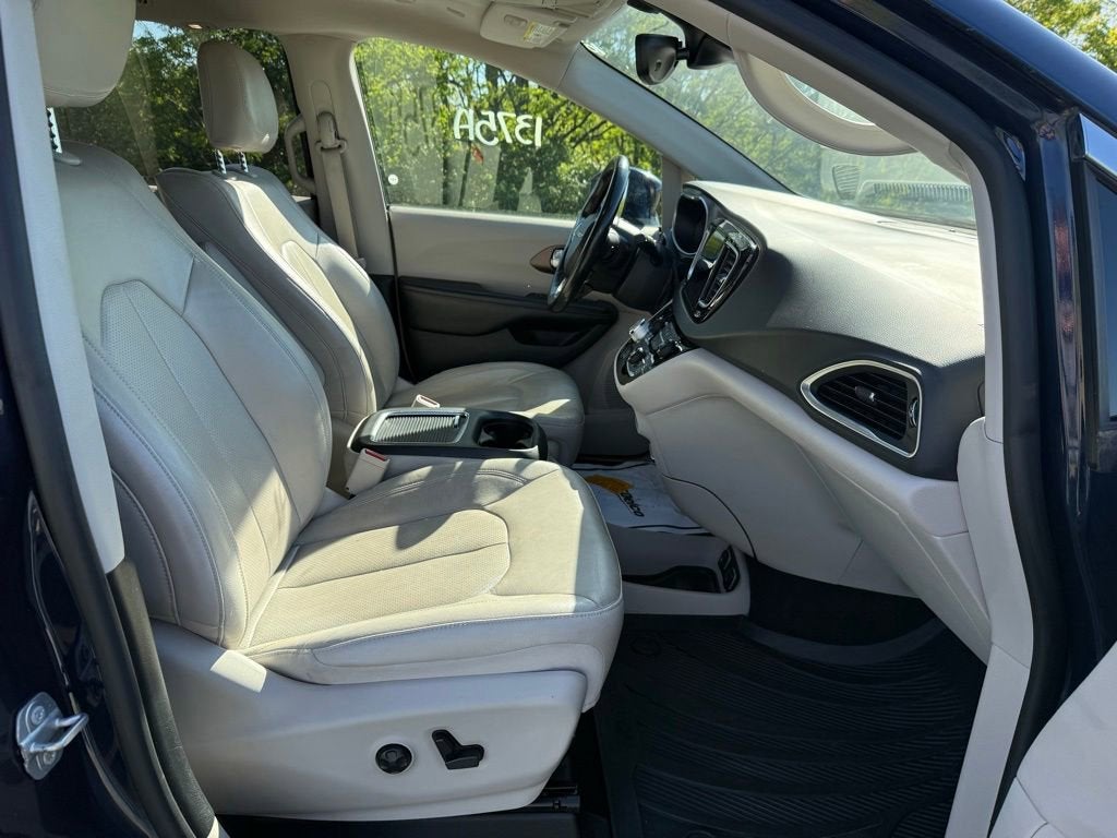 2019 Chrysler Pacifica Touring L Plus