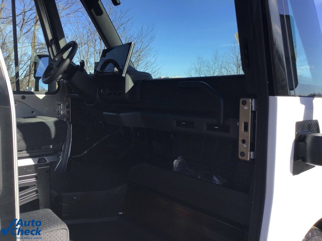 2024 BrightDrop Zevo 600 EJY