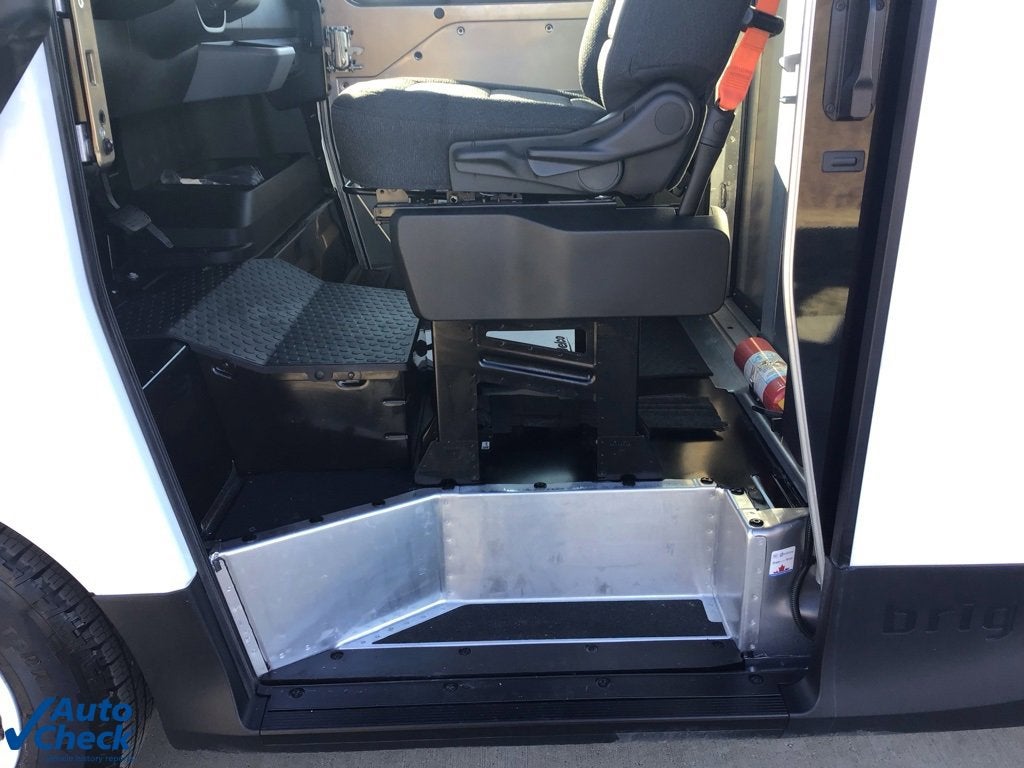 2024 BrightDrop Zevo 600 EJY