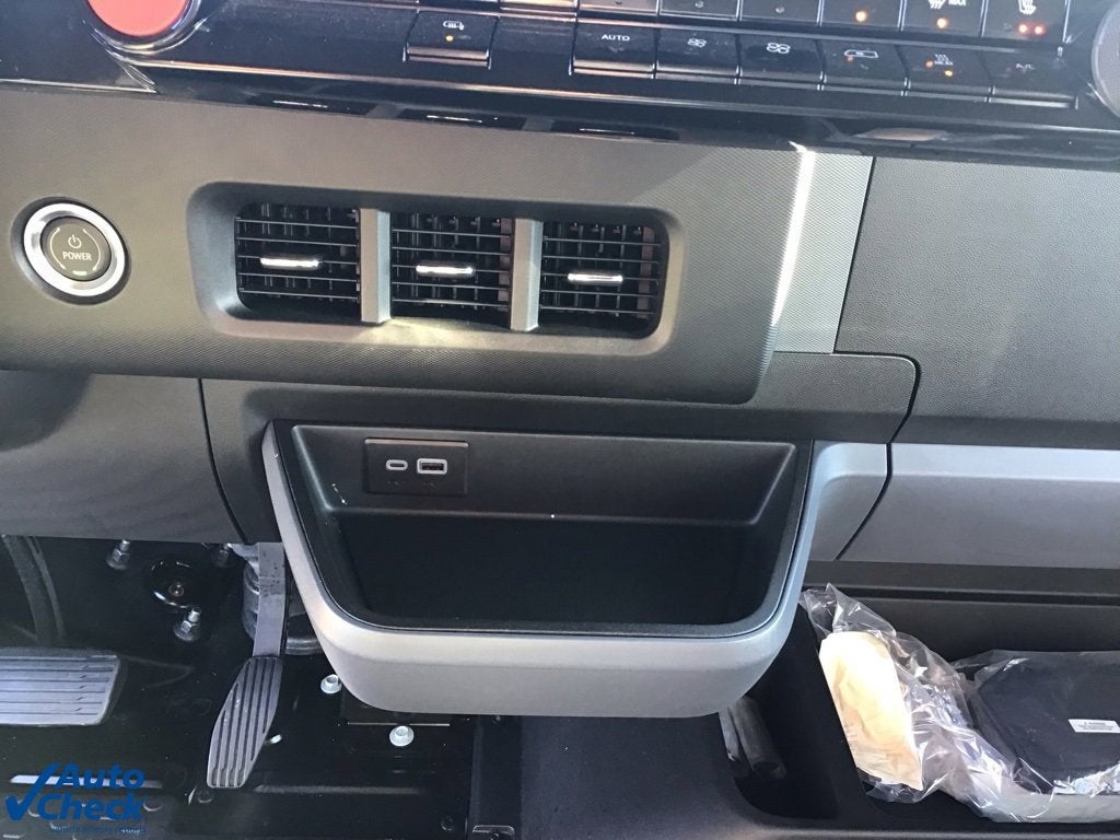 2024 BrightDrop Zevo 600 EJY