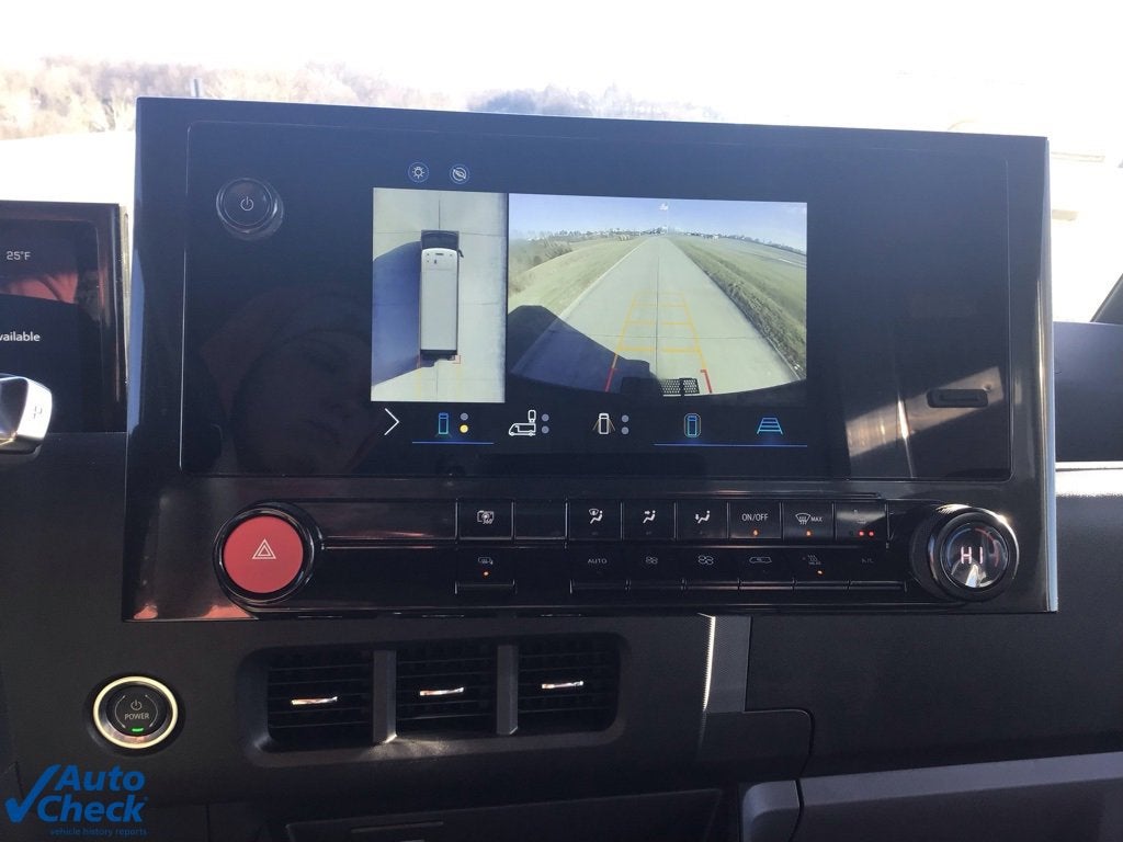 2024 BrightDrop Zevo 600 EJY