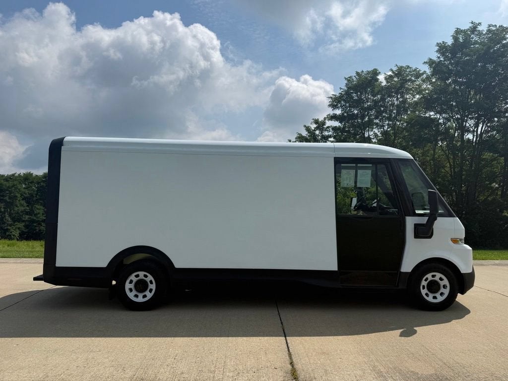 2024 BrightDrop Zevo 600 EJY