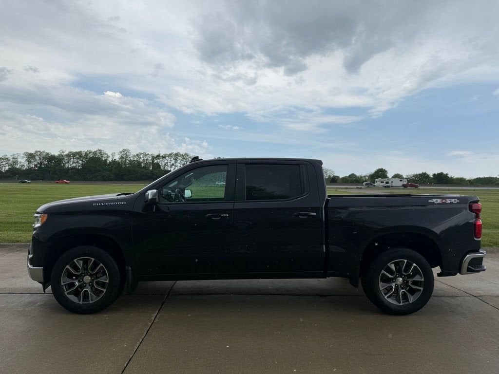 2023 Chevrolet Silverado 1500 LT (2FL)