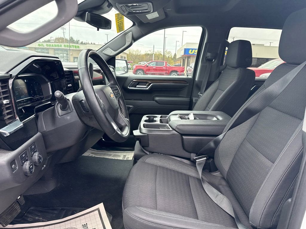 2023 Chevrolet Silverado 1500 LT (2FL)