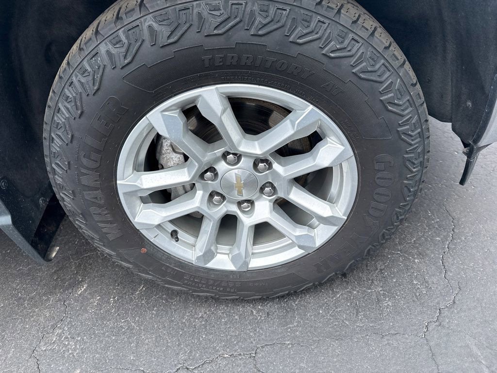 2023 Chevrolet Silverado 1500 LT (2FL)