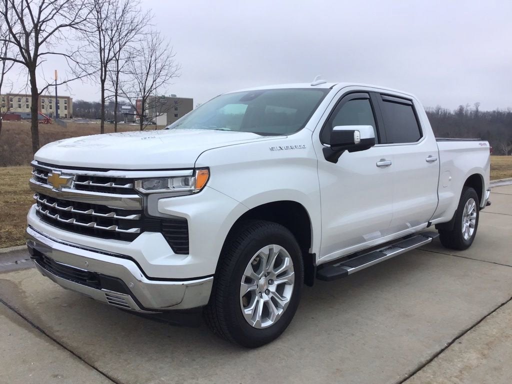 2024 Chevrolet Silverado 1500 LTZ