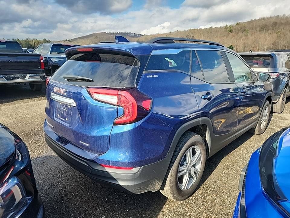 2022 GMC Terrain SLE