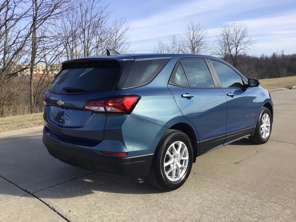 2024 Chevrolet Equinox LS