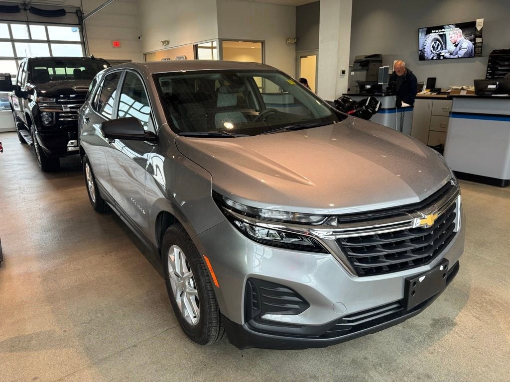 2024 Chevrolet Equinox LS