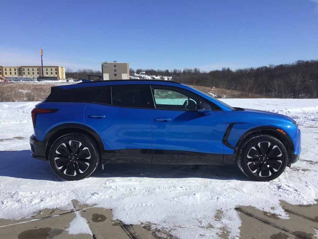 Used 2024 Chevrolet Blazer EV RS with VIN 3GNKDCRJ3RS105588 for sale in Dry Ridge, KY