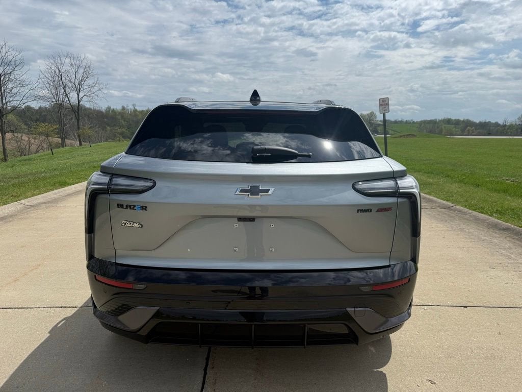 2025 Chevrolet Blazer EV SS
