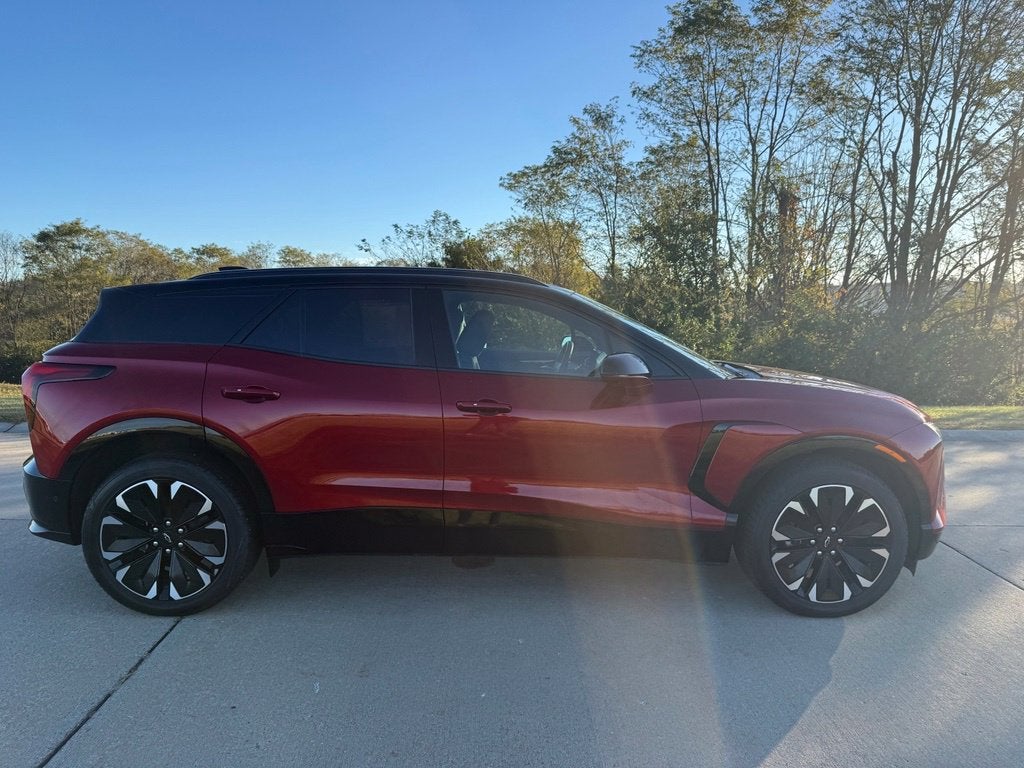 Used 2025 Chevrolet Blazer EV RS with VIN 3GNKDJRJ0SS110435 for sale in Dry Ridge, KY