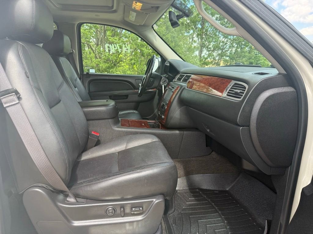 2013 Chevrolet Avalanche LTZ