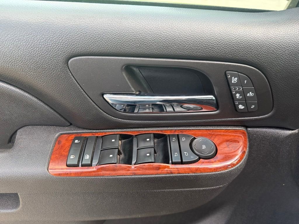 2013 Chevrolet Avalanche LTZ
