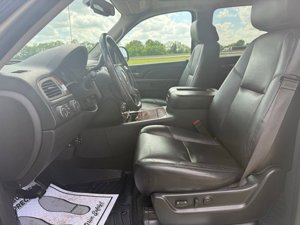 2013 Chevrolet Avalanche LTZ