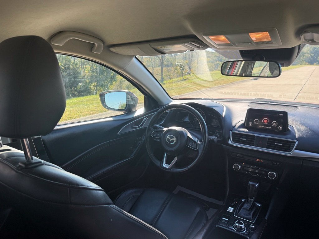 2017 Mazda Mazda3 5-Door Touring