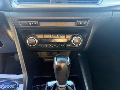 2017 Mazda Mazda3 5-Door Touring