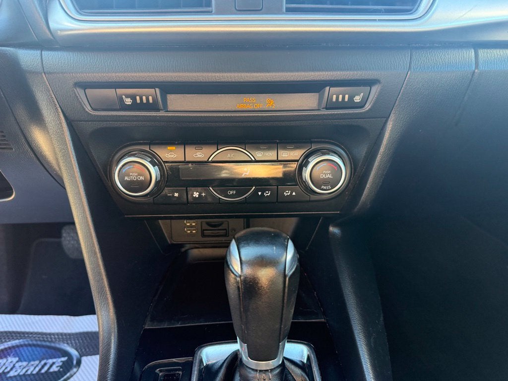 2017 Mazda Mazda3 5-Door Touring