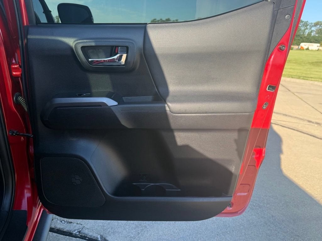 2020 Toyota Tacoma 4WD SR5
