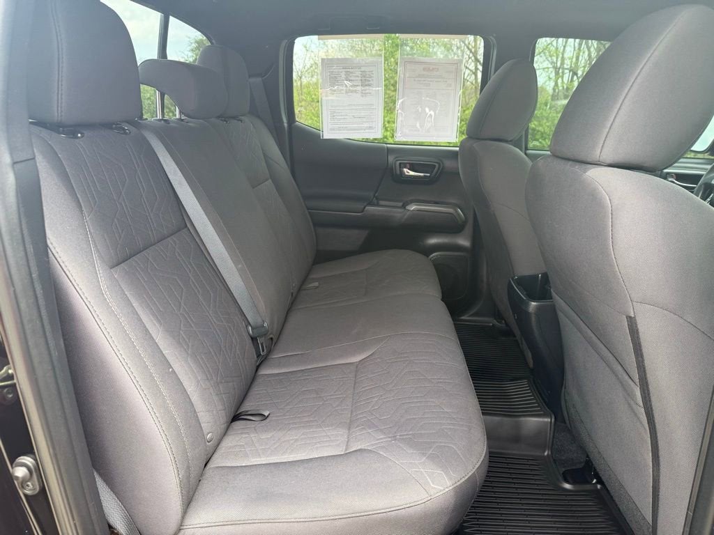 2016 Toyota Tacoma SR