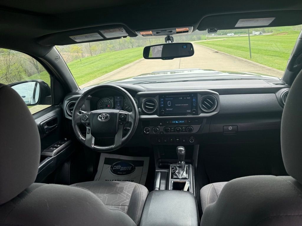 2016 Toyota Tacoma SR