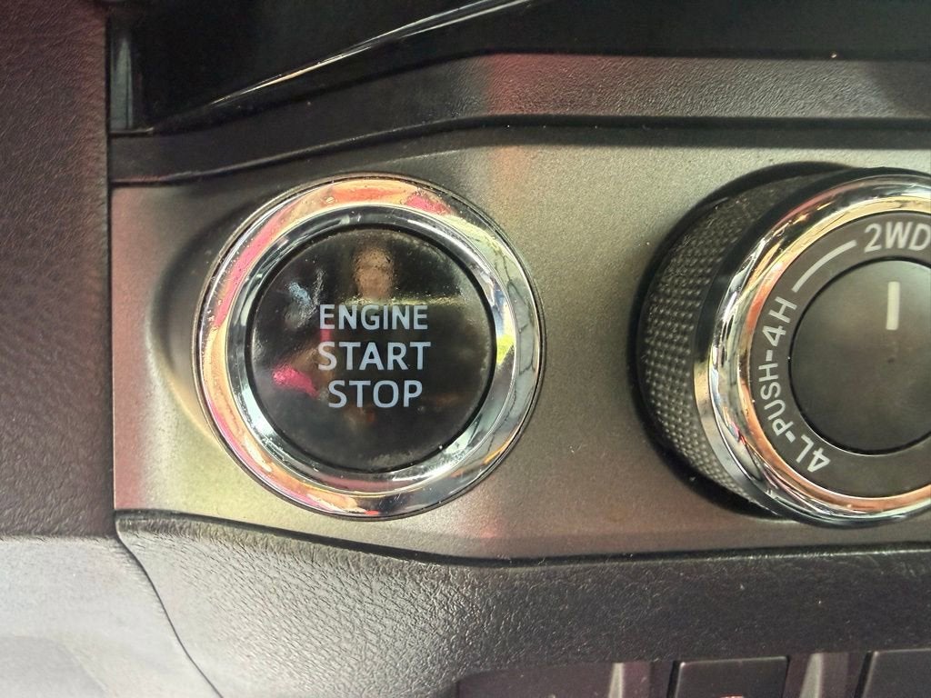 2016 Toyota Tacoma SR