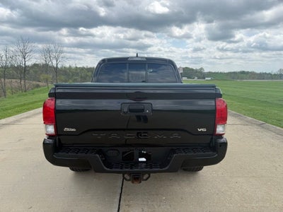 2016 Toyota Tacoma SR