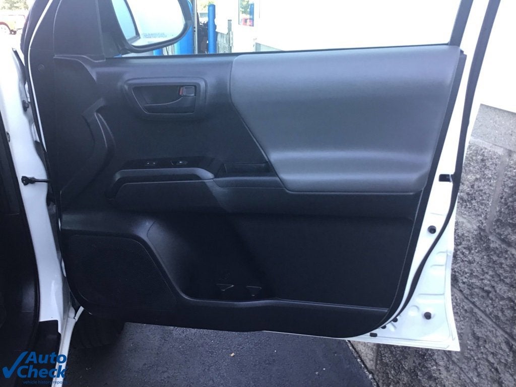 2022 Toyota Tacoma 4WD SR