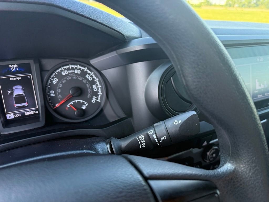 2022 Toyota Tacoma 2WD SR