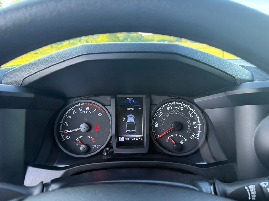 2022 Toyota Tacoma 2WD SR