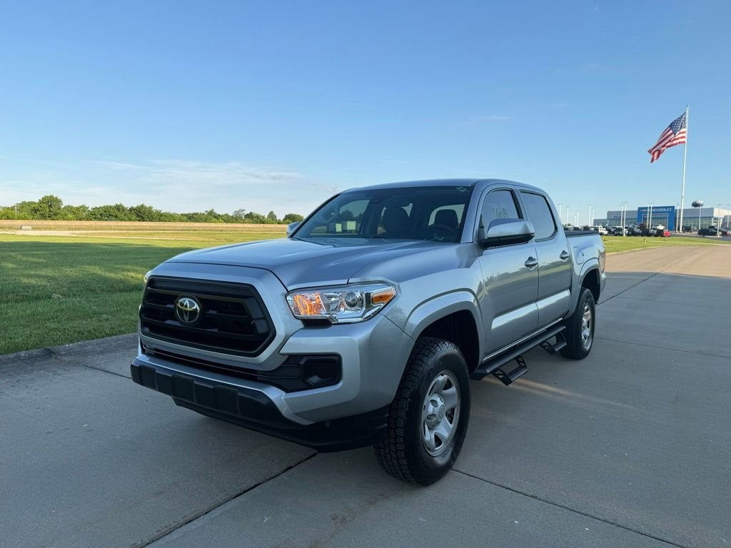 2022 Toyota Tacoma 2WD SR
