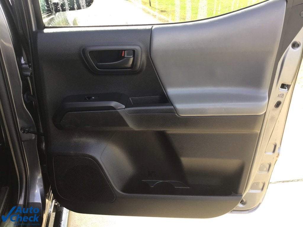 2022 Toyota Tacoma 4WD SR