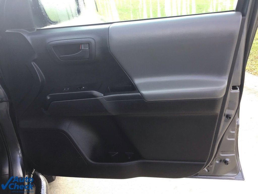 2022 Toyota Tacoma 4WD SR