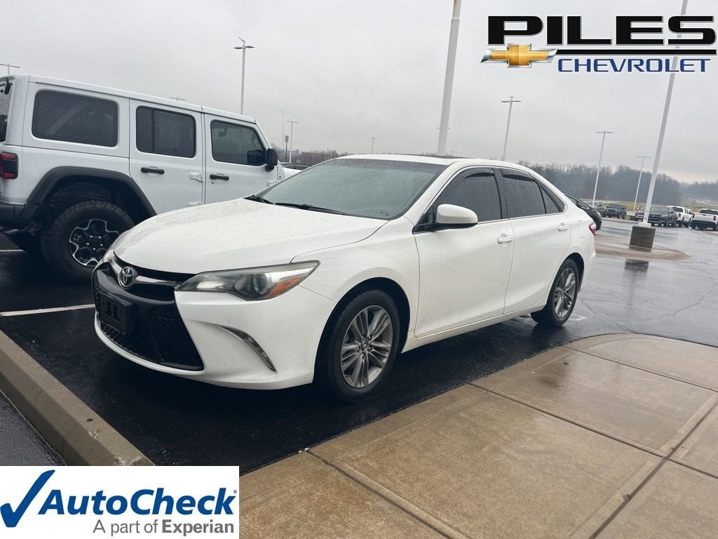2017 Toyota Camry XLE