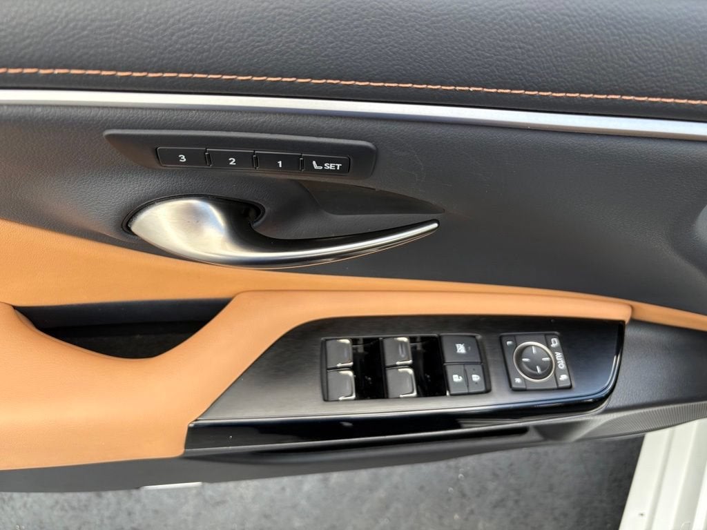 2024 Lexus ES ES 300h
