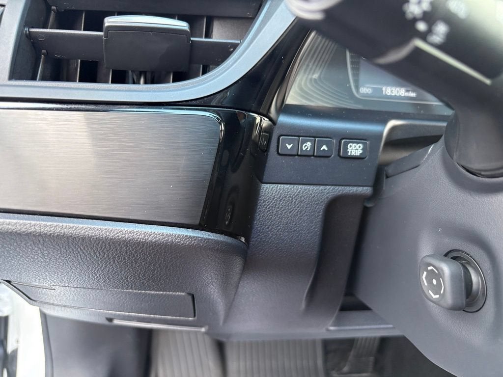 2024 Lexus ES ES 300h