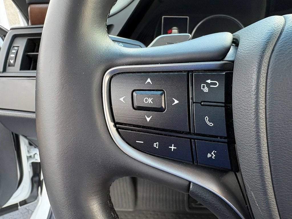 2024 Lexus ES ES 300h
